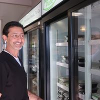 Dr. Riz shopping at Nature's Plate in Denton