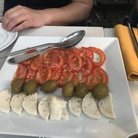 Vegan caprese at Caffe & Caffe in Como