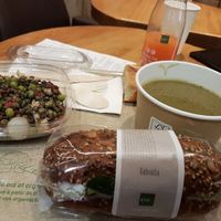 lentils salad and sandwhich at Exki
too much plastic at BRU - EXKi - TA in Zaventem