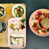 Cheeseboard and vacka burger at Väcka in Barcelona
