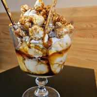 Caramel Popper at Eisschmiede - Manufaktur fur Genuss in Dusseldorf