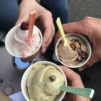 Pistazie, Himbeer-Vanille, Erdnuss - all vegan! at Eisschmiede - Manufaktur fur Genuss in Dusseldorf