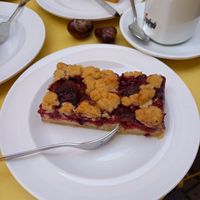 Früchtestreuselkuchen at Cafe Leander in Bamberg
