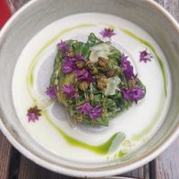 Lettuce with beans inside at TIAN Bistro am Spittelberg in Vienna