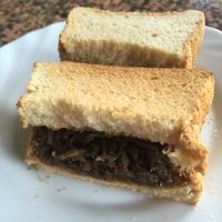 burdock sandwich at Malibu House in Okinawa