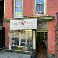 Outside at Healthy on Lark in Albany