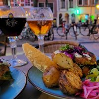 Best burger ever at De Herbivoor in Groningen