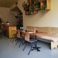 Indoor seating and bar at De Herbivoor in Groningen