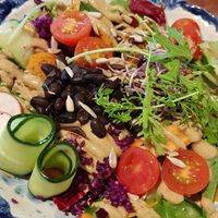 Burgersalade at De Herbivoor in Groningen