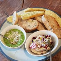 Bread with dips at De Herbivoor in Groningen