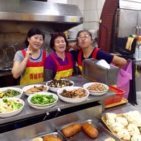 Fabulous staff at Qingqi Sushi Dionxinbu! at Qīng Qí SùShí in Tainan