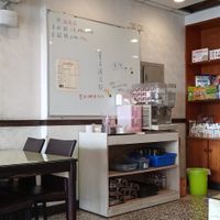 Corner with snacks and crackers at Yang Sheng Vegetable in Tainan