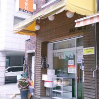 The entrance  at SaRangBunSik - 사랑분식 in Seoul