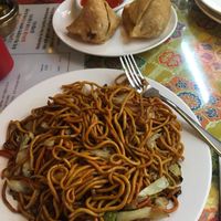 Chowmein and samosas at Gurkha 구르카 in Seoul