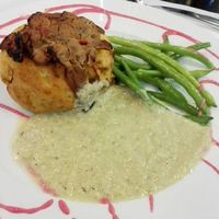 Potatoe with musrooms, vegan cheese, leek sauce and beans. This dish is from the daily set meal not from a la carte at The Mantraa in Barcelona