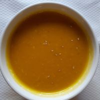 Crema de zanahoria y coco (delicious) at The Mantraa in Barcelona