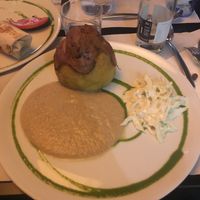 Potatoe with eggplant sauce / Patata con salsa de berebgena at The Mantraa in Barcelona