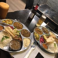 The deluxe thali for 10 euros 😍 at The Mantraa in Barcelona