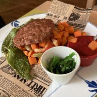 hamburger with sweet potato at Crock and cock in Bilbao