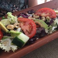 Avocado and cashew salad at Crock and cock in Bilbao