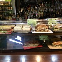 Green labels are vegan, usually on the left of the bar  at Crock and cock in Bilbao