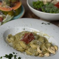 Raviolis con carbonara menú del día  at Crock and cock in Bilbao