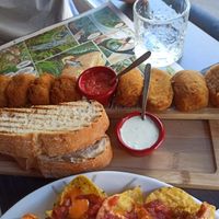 Croquetas variadas (la de cocido buenísima) at Crock and cock in Bilbao