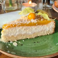 Kokos Cheesecake at 7Stern in Vienna