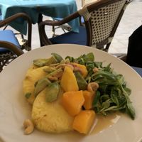 Mano Avocado salad with pineapple  at Manna in Innsbruck