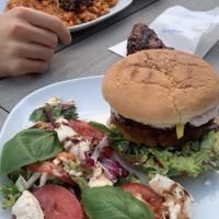 cashew-mozzarella  & Orientburger (mit Falafelpatty)😍 at Kunstküche in Krefeld