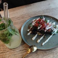 Halbe gebratene Avocado für 8€ at Kunstküche in Krefeld