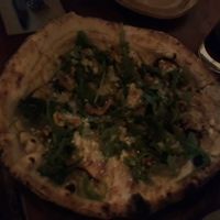 Pizza figs and blue cheese at Gigi Pizzeria in Newtown