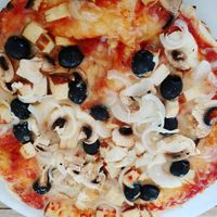 Griechische Pizza at Cafe Bahnhof  in Kirchheimbolanden