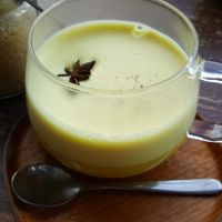 Turmeric latte at Veg Out in Kyoto