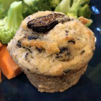 Vegan dried fig muffin (takeout) at Veg Out in Kyoto