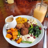 Energy bowl and smoothie at VegetaBowl in Koh Tao