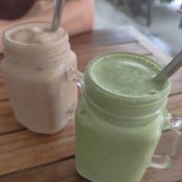 Popeye and chai smoothie at VegetaBowl in Koh Tao