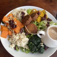 Salatbowl mit Falafel   at VegetaBowl in Koh Tao