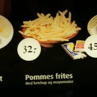 Chips at Lyngby Shawarma House in Kongens Lyngby