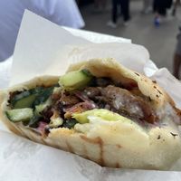 Veganes Gyros im Pitabrot  at Vegan Gyros - Mauer Park - Food Truck in Berlin