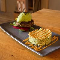 avocado burger at Vegan Gorilla in Nice