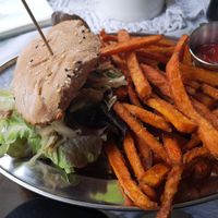 Döner Burger mit Süßkartoffel Pommes at nina's ess-Art in Immendingen