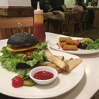 Burger at Cloud Kitchen in Beijing