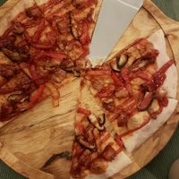 Land barbecue pizza at Cloud Kitchen in Beijing