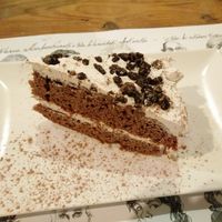 oreo cake at El Jardin de los Dragones in Murcia