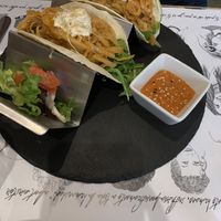 Tacos de jackfruit  at El Jardin de los Dragones in Murcia