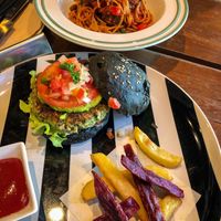 A letdown at Broccoli Revolution - Sukhumvit Rd in Bangkok