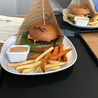 Cheeserburgers at Forky's - Jakubské Nam. in Brno