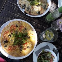 vegan pancake with tomatos, olives and cheese + side salad, vegan pancake with spinach and mushrooms at Pfefferminzje in Koblenz
