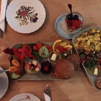 Veganes Frühstück / Uschi Obermeier TofuRührei at Liesgen in Krefeld